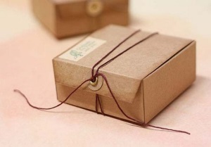 Как сделать подарочную коробку своими руками